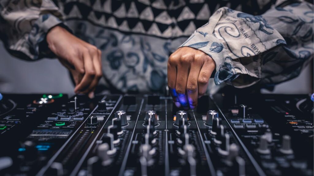 Ateliers DJing au Chorus des enfants, la journée dédiée du festival Chorus des Hauts-de-Seine.