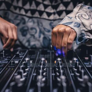 Ateliers DJing au Chorus des enfants, la journée dédiée du festival Chorus des Hauts-de-Seine.